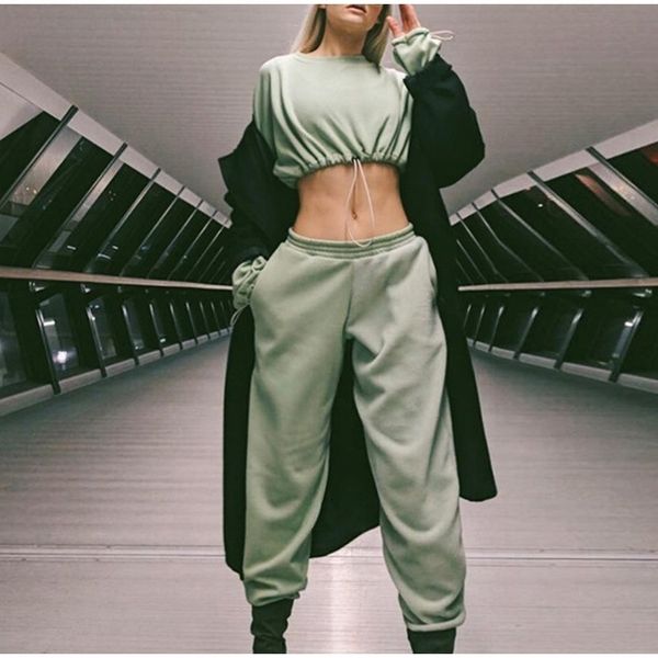 oversized fitness women sweatshirt set o-neck long sleeve cropped pants female tracksuit autumn solid casual lady suit y201128, White
oversized fitness women sweatshirt set o-neck long sleeve cropped pants female tracksuit autumn solid casual lady suit y201128, White