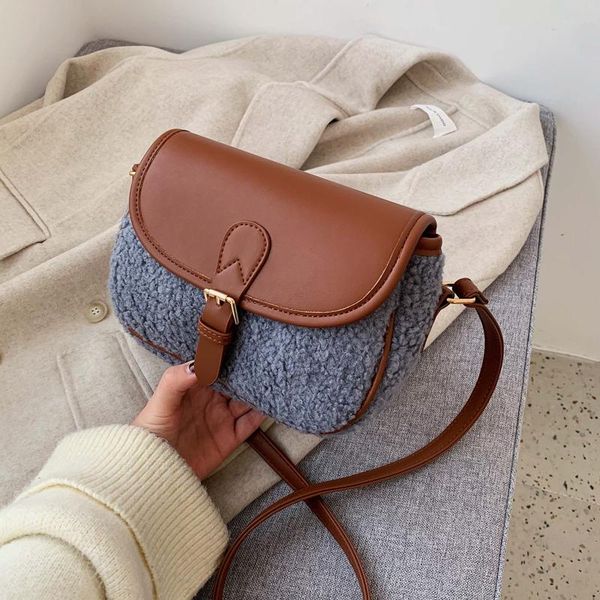 shoulder bags design waist bag mini small square crossbody package clutch designer wallet handbags plush soft fluffy
shoulder bags design waist bag mini small square crossbody package clutch designer wallet handbags plush soft fluffy