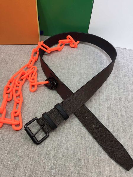 fashion brown quality genuine leather women belt classic black pin buckle women belts with box mp058u, Black;brown
fashion brown quality genuine leather women belt classic black pin buckle women belts with box mp058u, Black;brown