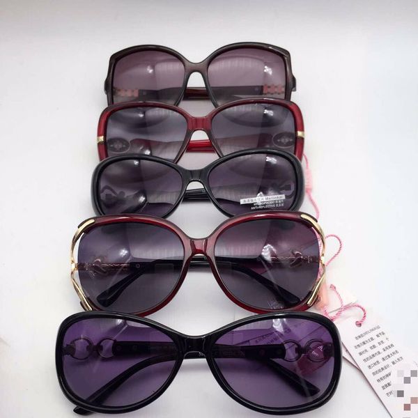 кубы оптом polarized солнцезащитные очки женщины 20 шт. / лот продажа большой большой высокое качество дамы роскошный дизайн
кубы оптом polarized солнцезащитные очки женщины 20 шт. / лот продажа большой большой высокое качество дамы роскошный дизайн
