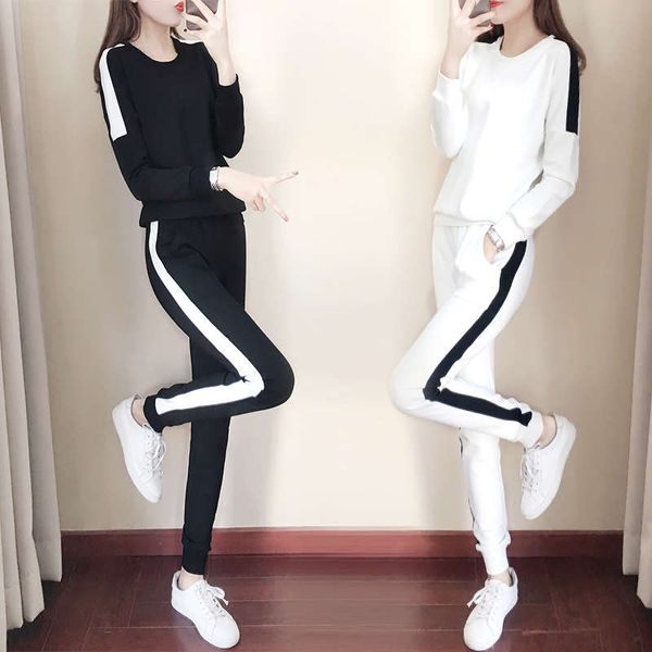 hong kong leisure sports suit women's autumn 2020 new korean fashion loose and slim running two piece set, Gray
hong kong leisure sports suit women's autumn 2020 new korean fashion loose and slim running two piece set, Gray