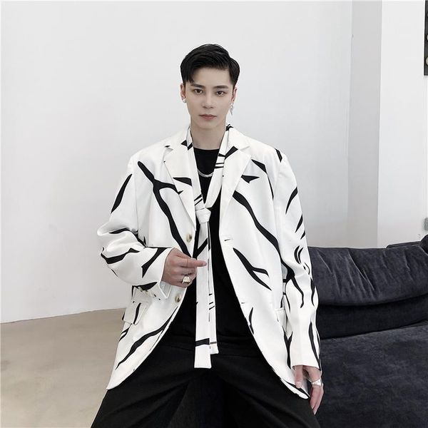 male streetwear vintage fashion hip hop suit jacket outerwear men tie design loose casual suit blazers coat1, White;black
male streetwear vintage fashion hip hop suit jacket outerwear men tie design loose casual suit blazers coat1, White;black