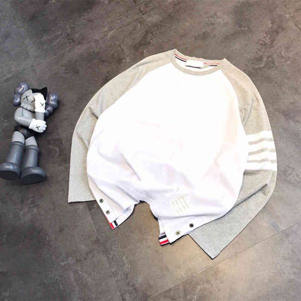 2022 factory wholesale new model splicing long sleeve t-shirt 21 spring loose couple round neck large casual bottoming shirt ins fashion, White;black
2022 factory wholesale new model splicing long sleeve t-shirt 21 spring loose couple round neck large casual bottoming shirt ins fashion, White;black