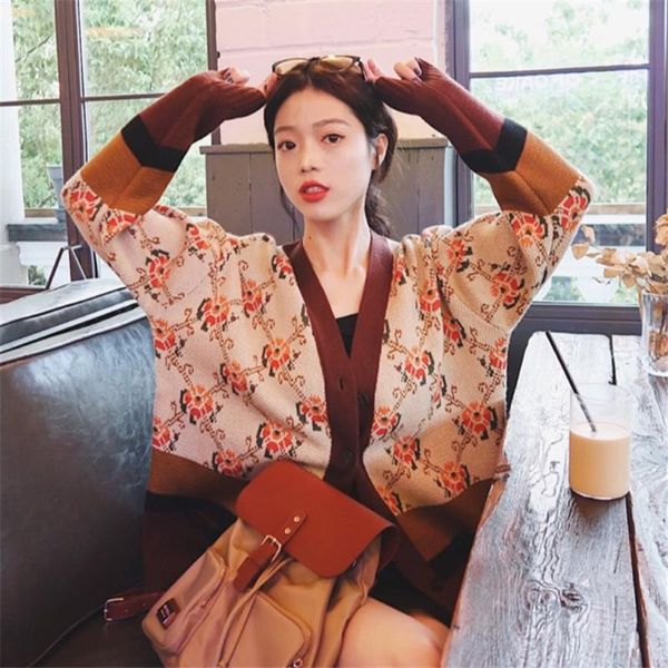 women's knits & tees 2021 autumn winter vintage floral print knitted cardigan women fashion contrast color v neck long sleeve loose swe, White
women's knits & tees 2021 autumn winter vintage floral print knitted cardigan women fashion contrast color v neck long sleeve loose swe, White