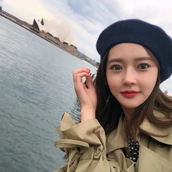 berets sell 2021 women fashion wool solid color beret female bonnet caps winter all matched warm walking hat cap 30, Blue;gray
berets sell 2021 women fashion wool solid color beret female bonnet caps winter all matched warm walking hat cap 30, Blue;gray
