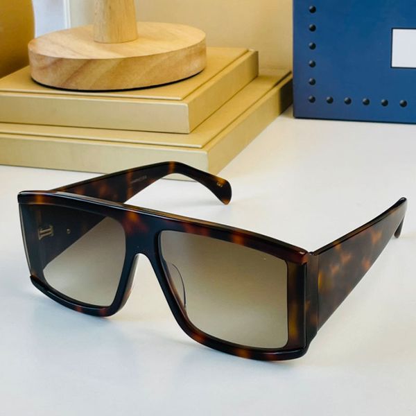 2022 new mens sunglasses for women summer 0997s fashion big square plate frame popular and simple style uv400 protection glasses design rand, White;black
2022 new mens sunglasses for women summer 0997s fashion big square plate frame popular and simple style uv400 protection glasses design rand, White;black