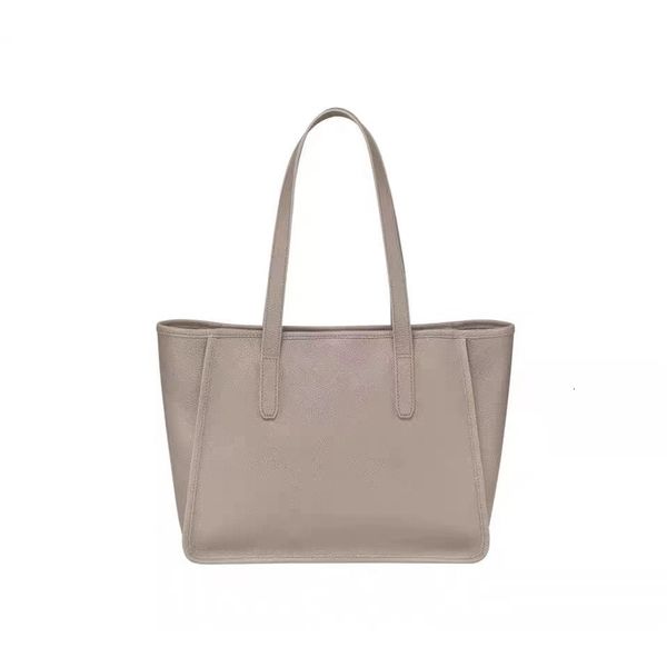lc new handbags tote bag autumn and winter mommy bags luxury portable dumplings handbag women clutches casual
lc new handbags tote bag autumn and winter mommy bags luxury portable dumplings handbag women clutches casual
