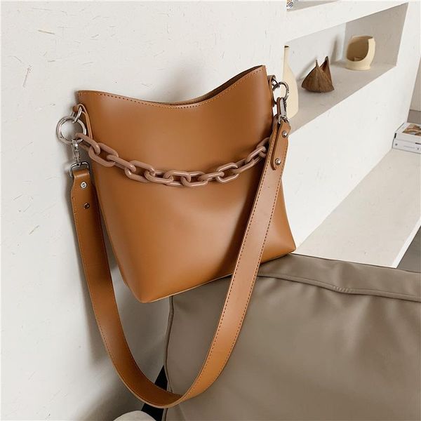 2021 ladies new fashion large capacity retro bucket bag fashion all-match shoulder bag multifunctional messenger female
2021 ladies new fashion large capacity retro bucket bag fashion all-match shoulder bag multifunctional messenger female