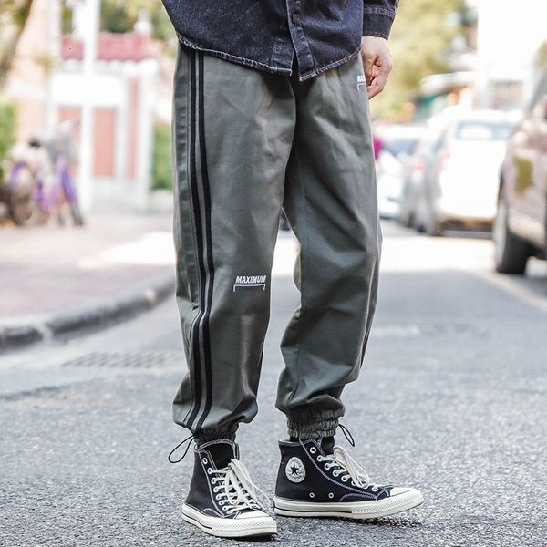 2021 new japanese vintage fashion casual stripe designer trousers streetwear hip hop joggers pants men k5cm, Blue
2021 new japanese vintage fashion casual stripe designer trousers streetwear hip hop joggers pants men k5cm, Blue