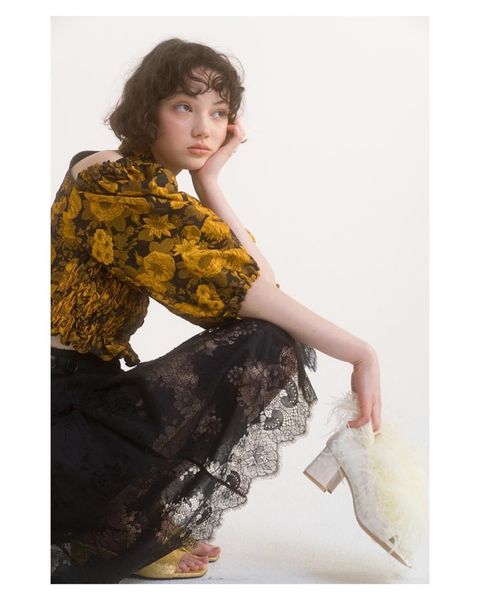 2021 New Printed Flower Female Harvest Puff Sleeve Support Neck Sexy Choker High Waist Shirt Jacquard Elastic Tube Top Short Blouse HYUG, White
2021 New Printed Flower Female Harvest Puff Sleeve Support Neck Sexy Choker High Waist Shirt Jacquard Elastic Tube Top Short Blouse HYUG, White