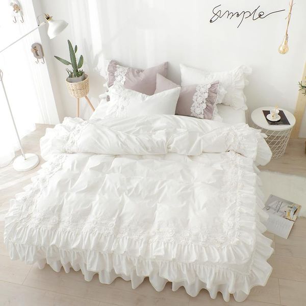 pure cotton lace bedding sets white duvet cover set luxury bed linen princess bed skirt twin full king wedding bedclothes
pure cotton lace bedding sets white duvet cover set luxury bed linen princess bed skirt twin full king wedding bedclothes