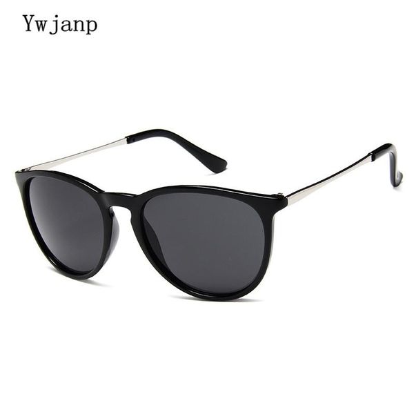 sunglasses ywjanp women cat eye luxury plastic sun glasses brand designer classic retro outdoor gafas, White;black
sunglasses ywjanp women cat eye luxury plastic sun glasses brand designer classic retro outdoor gafas, White;black