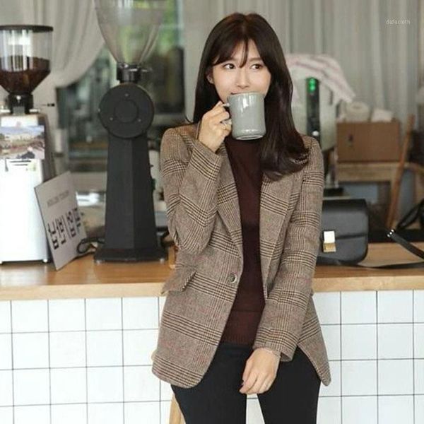 new vintage office lady notched collar plaid women blazer single button autumn jacket fashion pockets female suits coat1, White;black
new vintage office lady notched collar plaid women blazer single button autumn jacket fashion pockets female suits coat1, White;black