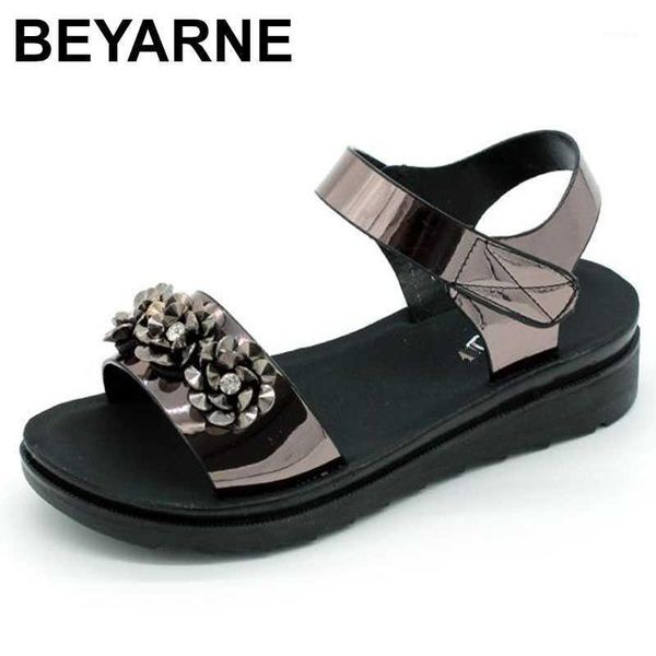 beyarne summer new fashion woman sandals mother large size flat leather sandals slip comfort elderly soft bottom1, Black
beyarne summer new fashion woman sandals mother large size flat leather sandals slip comfort elderly soft bottom1, Black