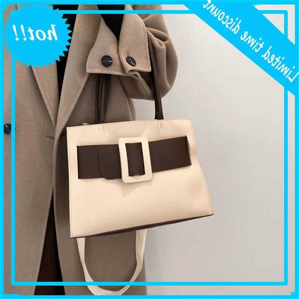 new 2021 design single shoulder messenger tote cream cake texture hand bag girl
new 2021 design single shoulder messenger tote cream cake texture hand bag girl