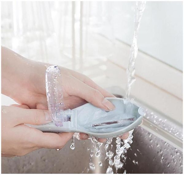 fish skin brush scraping fishing scale brush fast remove fish knife cleaning peeler scaler scraper graters mutfak mal bbyewu
fish skin brush scraping fishing scale brush fast remove fish knife cleaning peeler scaler scraper graters mutfak mal bbyewu