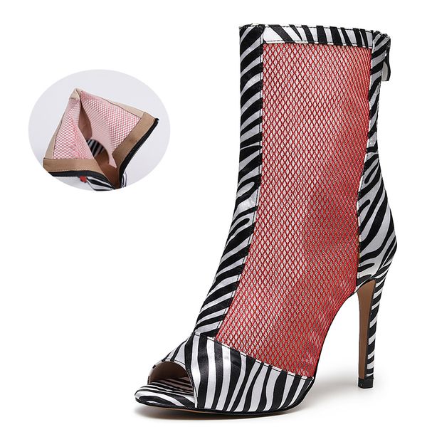 2021 new ladies stripe ballroom latin woman high jazz mordern dance boots for girls soft bottom salsa dancing shoes 08rw, Black
2021 new ladies stripe ballroom latin woman high jazz mordern dance boots for girls soft bottom salsa dancing shoes 08rw, Black