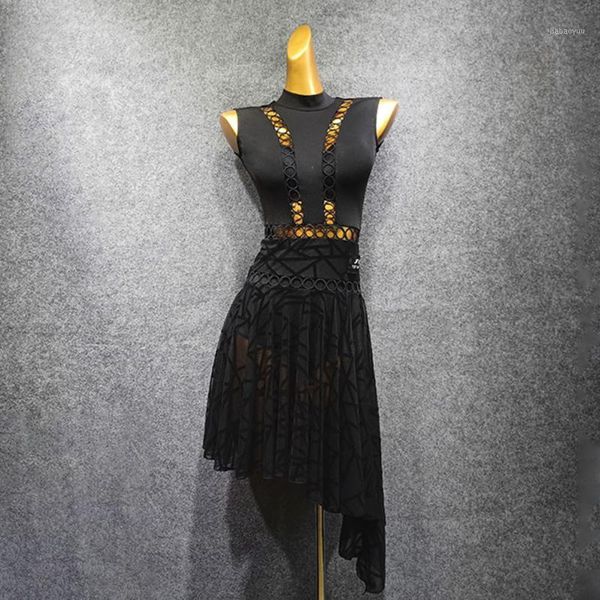 2020 new black sleeveless open back latin dance dress dancing performance women dress ballroom samba tango lp4811, Black;red
2020 new black sleeveless open back latin dance dress dancing performance women dress ballroom samba tango lp4811, Black;red