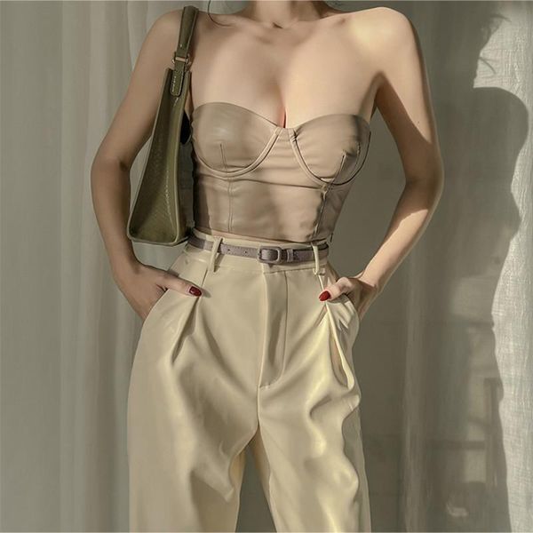 2021 new winter fashionable beige pu leather strapless outer wear cropped bustier slim skinny crop women clothing, White
2021 new winter fashionable beige pu leather strapless outer wear cropped bustier slim skinny crop women clothing, White