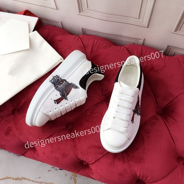 2021new womans lace up platform oversized sole sneakers white black casual hc191002
2021new womans lace up platform oversized sole sneakers white black casual hc191002