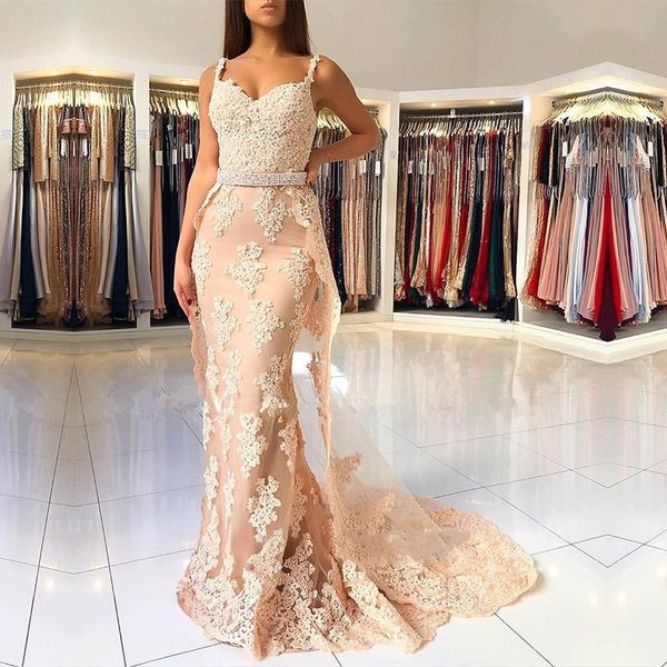 champagne new prom dresses mermaid beaded sash spaghetti strap sweetheart lace appliques tulle long prom gown evening dresses robe de soiree, Black;red
champagne new prom dresses mermaid beaded sash spaghetti strap sweetheart lace appliques tulle long prom gown evening dresses robe de soiree, Black;red