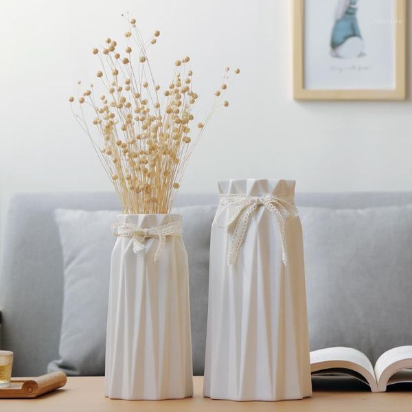 vases stripe art simple white porcelain flowers ornaments for living room home decor crafts dry floral ceramic vase figurine1
vases stripe art simple white porcelain flowers ornaments for living room home decor crafts dry floral ceramic vase figurine1