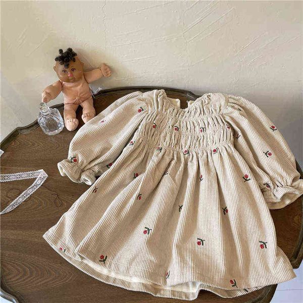 2021 new winter baby girls corduroy thicken dresses korean style embroidery floral velvet lining toddlers kids warm dress g1218, Red;yellow
2021 new winter baby girls corduroy thicken dresses korean style embroidery floral velvet lining toddlers kids warm dress g1218, Red;yellow