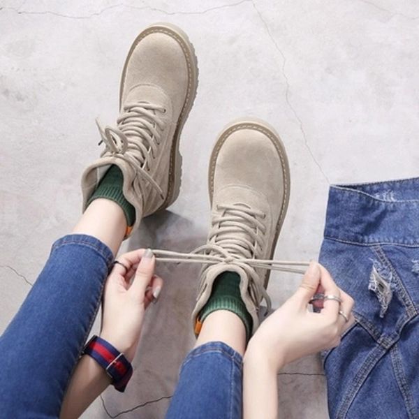 boots 19 autumn and winter female students british wind low to help round head plus velvet tie flat matte suede, Black
boots 19 autumn and winter female students british wind low to help round head plus velvet tie flat matte suede, Black
