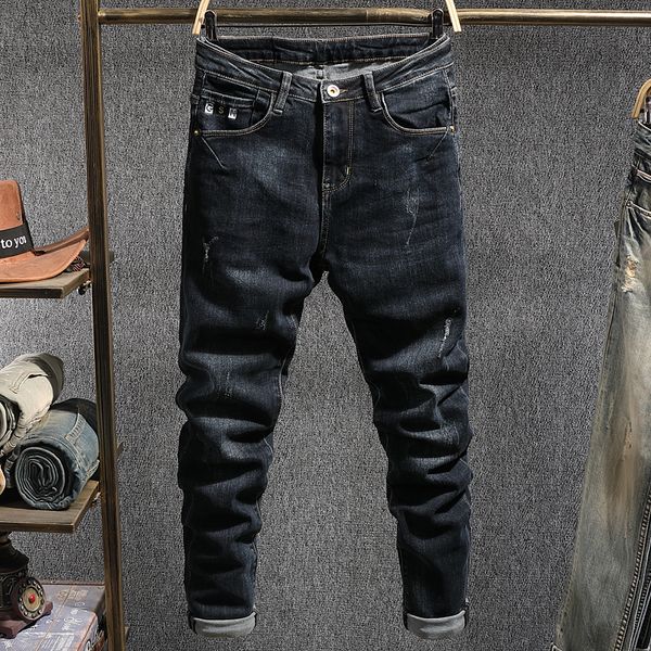2021 new korean style fashion black blue slim fit ripped men denim pencil pants elastic vintage designer jeans homme p41b
2021 new korean style fashion black blue slim fit ripped men denim pencil pants elastic vintage designer jeans homme p41b