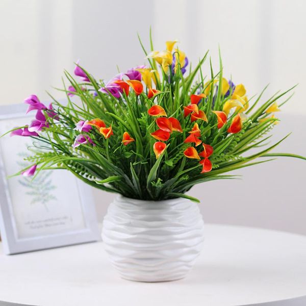 new beautiful 21 heads / bouquet mini artificial calla with leaf plastic fake lily aquatic plants home room decoration flower
new beautiful 21 heads / bouquet mini artificial calla with leaf plastic fake lily aquatic plants home room decoration flower