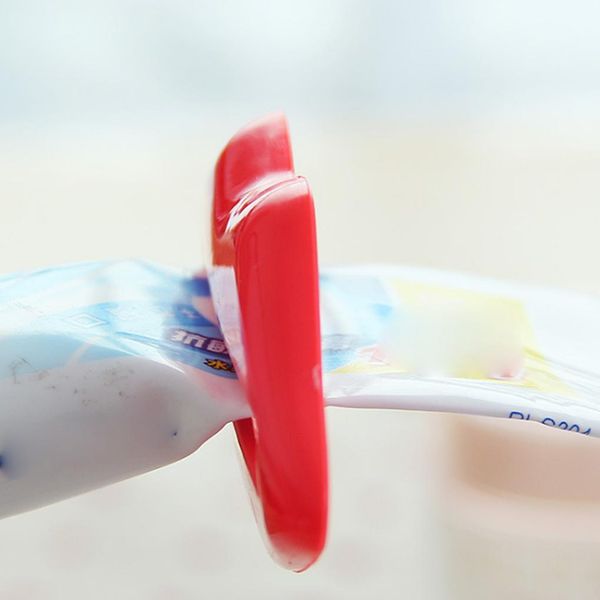 1pc random color multifunctional toothpaste clip squeezer creative cute toothpaste tube squeezer clip easy squeeze paste h wmtshp
1pc random color multifunctional toothpaste clip squeezer creative cute toothpaste tube squeezer clip easy squeeze paste h wmtshp