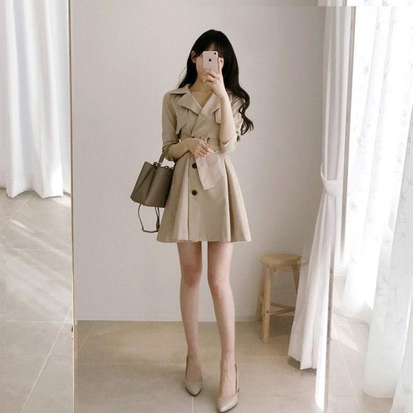 2020 new spring women trench casual trench coat with sashes oversize double breasted vintage cloak overcoats windbreaker j2101, Tan;black
2020 new spring women trench casual trench coat with sashes oversize double breasted vintage cloak overcoats windbreaker j2101, Tan;black