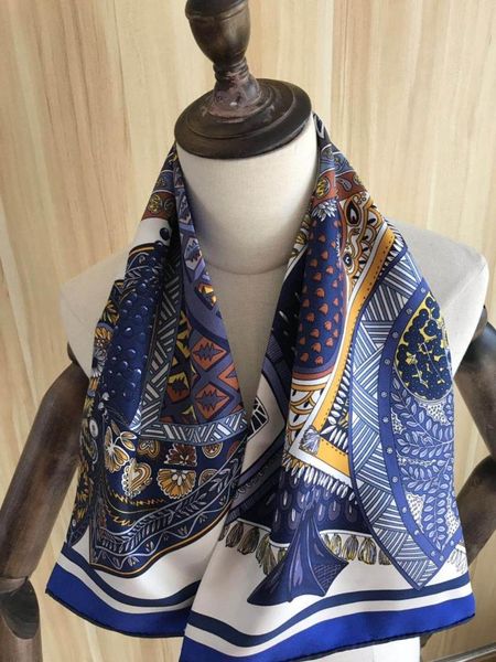 scarves 2021 arrival autumn winter classic blue print 100% silk scarf 90*90 cm square shawl twill wrap for women girl lady gift, Blue;gray
scarves 2021 arrival autumn winter classic blue print 100% silk scarf 90*90 cm square shawl twill wrap for women girl lady gift, Blue;gray