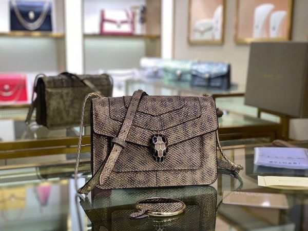 a124 new women's one-shoulder bag 7a high-end custom boutique bag fashion trend delicate style business casual style low-key delicate
a124 new women's one-shoulder bag 7a high-end custom boutique bag fashion trend delicate style business casual style low-key delicate