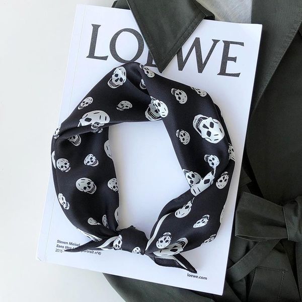 scarves brand 2021 women scarf 100% real silk ladies foulard shawls and wraps soft bandana hijab poncho, Blue;gray
scarves brand 2021 women scarf 100% real silk ladies foulard shawls and wraps soft bandana hijab poncho, Blue;gray