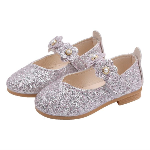 spring new kids shoes girls bow sequin princess shoes girls soft soles single shoes for cocktail and party black pink silve 201113, Black;red
spring new kids shoes girls bow sequin princess shoes girls soft soles single shoes for cocktail and party black pink silve 201113, Black;red