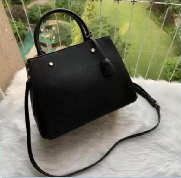 women designers luxurys bags satchel messenger handbag leather strim handles with shoulder strap crossbody bag french bag
women designers luxurys bags satchel messenger handbag leather strim handles with shoulder strap crossbody bag french bag