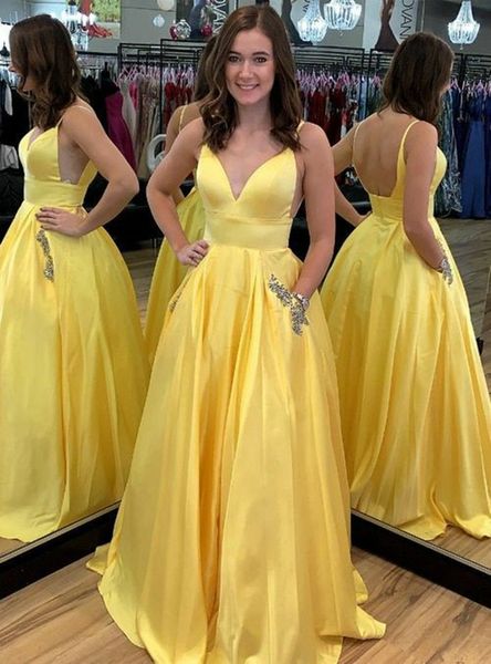simple long a line prom dresses with pockets beaded spaghetti v neckline evening gowns backless robe de marrige, Black
simple long a line prom dresses with pockets beaded spaghetti v neckline evening gowns backless robe de marrige, Black