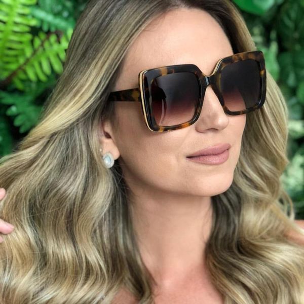 sunglasses square oversized women 2021 design big frame butterfly retro eye sun glasses shades for plus size, White;black
sunglasses square oversized women 2021 design big frame butterfly retro eye sun glasses shades for plus size, White;black