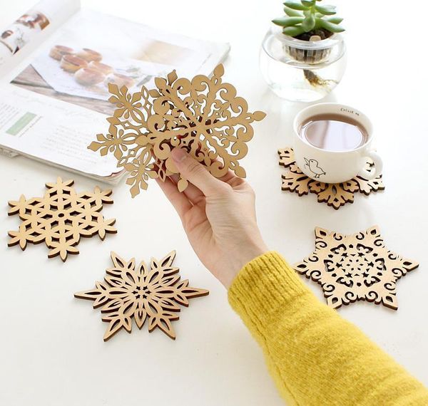 wholesale- 6 pcs/set wooden snowflakes cup mats mug coaster creative christmas home kitchen table decoration coffee bbyhzh lg2010
wholesale- 6 pcs/set wooden snowflakes cup mats mug coaster creative christmas home kitchen table decoration coffee bbyhzh lg2010