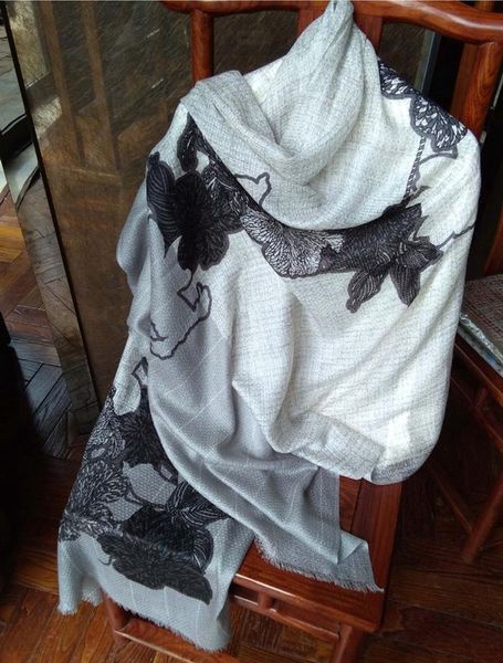 scarves floral 100% fiool scarf women autumn winter charming wraps shawl 200*100cm, Blue;gray
scarves floral 100% fiool scarf women autumn winter charming wraps shawl 200*100cm, Blue;gray