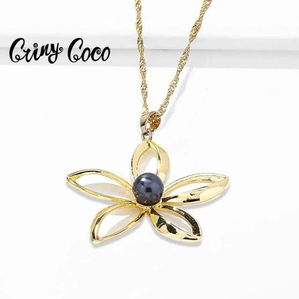 2020 female luxury yellow gold color flower pendants necklaces fashion pearl choker chain jewelry pendant necklace for women new, Silver
2020 female luxury yellow gold color flower pendants necklaces fashion pearl choker chain jewelry pendant necklace for women new, Silver