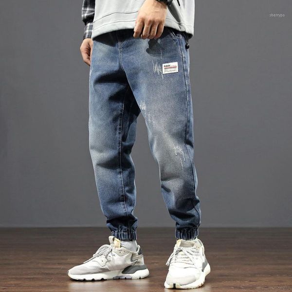 japanese vintage fashion men jeans loose fit retro blue denim cargo pants harem trousers streetwear hip hop jeans men joggers1
japanese vintage fashion men jeans loose fit retro blue denim cargo pants harem trousers streetwear hip hop jeans men joggers1