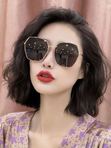 korean sunglasses women's 2020 fashion new big frame anti ultraviolet polarizing sunglasses round face big face thin, White;black
korean sunglasses women's 2020 fashion new big frame anti ultraviolet polarizing sunglasses round face big face thin, White;black