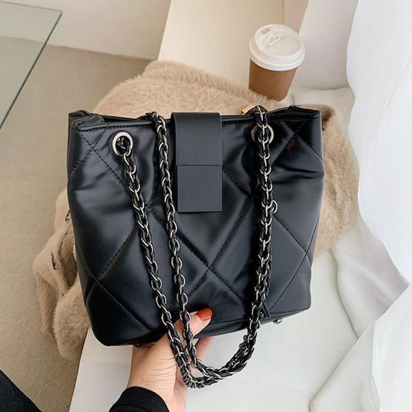 cross body pu leather winter black crossbody bags for women 2021 sac a main female designer shoulder bag luxury handbags
cross body pu leather winter black crossbody bags for women 2021 sac a main female designer shoulder bag luxury handbags