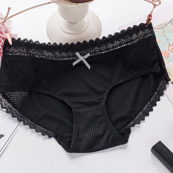 summer new product lace edge cutout perspective breathable ladies low waist solid color panties1, Black;pink
summer new product lace edge cutout perspective breathable ladies low waist solid color panties1, Black;pink