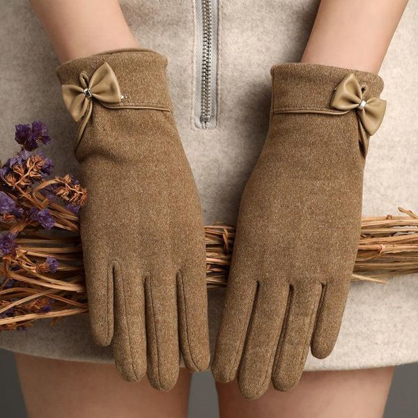 five fingers gloves ladies winter fur leather bow warmth and velvet windproof cold-proof touch screen outdoor cycling, Blue;gray
five fingers gloves ladies winter fur leather bow warmth and velvet windproof cold-proof touch screen outdoor cycling, Blue;gray