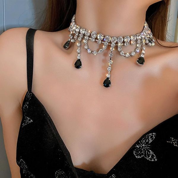 luxury zircon drop pendat necklace for women fashion clavicle chain jewelry wedding, Silver
luxury zircon drop pendat necklace for women fashion clavicle chain jewelry wedding, Silver