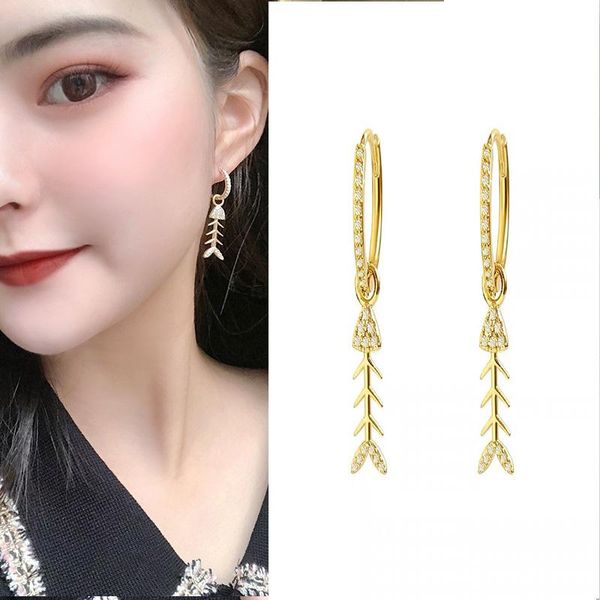 stud fashion style silver color needle fishbone zirconia girls circle earrings jewelry party wedding birthday gift 2021, Golden;silver
stud fashion style silver color needle fishbone zirconia girls circle earrings jewelry party wedding birthday gift 2021, Golden;silver