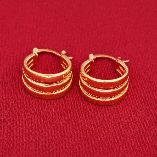 stud european and american fashion style gold color earrings women wholesale two, Golden;silver
stud european and american fashion style gold color earrings women wholesale two, Golden;silver